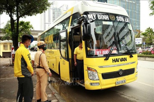 Những thay đổi về vận chuyển hành khách từ 0 giờ ngày 23-4