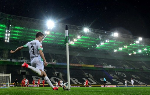 Bundesliga sẵn sàng trở lại vào 9-5, chờ chính phủ Đức quyết định