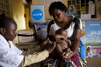 UNICEF: Hàng triệu trẻ em không được tiêm chủng vì Covid-19