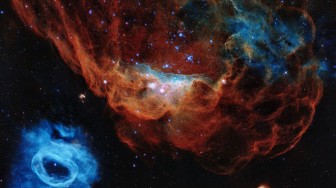 Kính thiên văn Hubble đón sinh nhật 30 bằng bức ảnh 'rạn san hô vũ trụ'