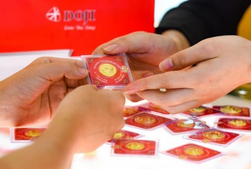 Giá vàng phục hồi, trụ vững trên ngưỡng cao
