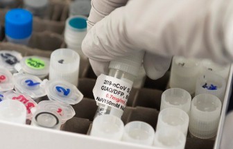 Cần ít nhất 8,2 tỷ USD cho nghiên cứu vắcxin điều trị dịch COVID-19