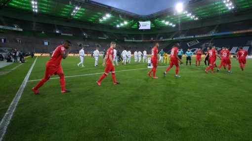 Phát hiện 10 ca nhiễm virus corona, Bundesliga nguy cơ lùi ngày trở lại