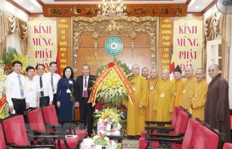 Phó Thủ tướng Thường trực chúc mừng Giáo hội Phật giáo