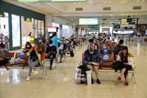 Đề xuất dỡ bỏ quy định giãn cách chỗ ngồi trên máy bay từ 0 giờ ngày 7-5