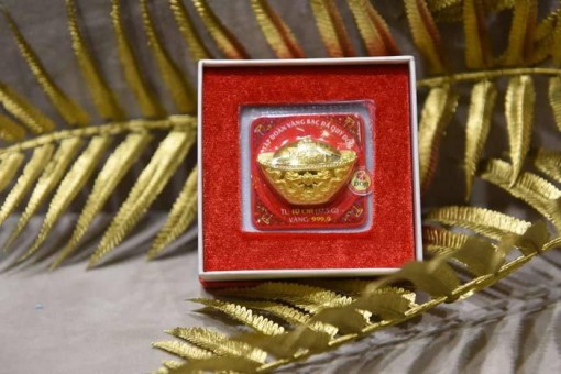 Giá vàng hôm nay 7-5: Kết thúc 1 đợt tăng, vững vàng trên đỉnh