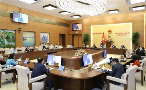 Phiên họp thứ 45 của Ủy ban Thường vụ Quốc hội diễn ra trong 3 ngày