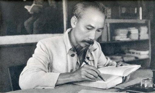 Có một người thợ làm bánh Việt Nam trên đất Mỹ