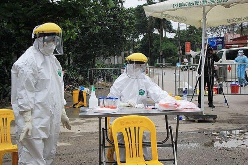 Sáng 13-5, đã 27 ngày không có ca mắc COVID-19 mới ở cộng đồng, hơn 12.000 người cách ly chống dịch