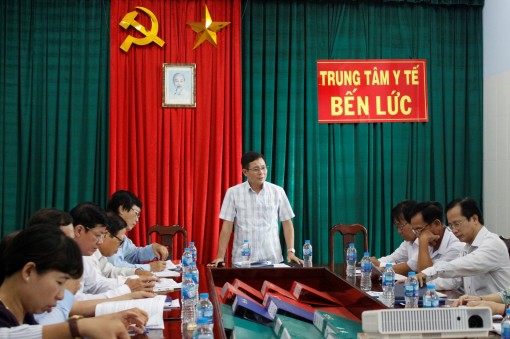 Long An: Khảo sát chăm sóc sức khỏe nhân dân và BHYT toàn dân tại Tân Trụ, Bến Lức