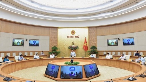 Thường trực Chính phủ họp ứng phó dịch Covid-19