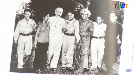 Bến Tre tái bản tập sách "Lòng dân Bến Tre với Bác Hồ"