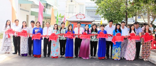 Mỹ Phước: Khánh thành 8 tuyến đường, 2 công viên và trao 5 căn nhà Đại đoàn kết