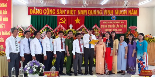 Đại hội đại biểu Đảng bộ TT. Phú Hòa lần thứ XII (nhiệm kỳ 2020- 2025) thành công tốt đẹp
