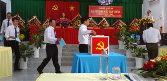 Đồng chí Nguyễn Văn Cư tái đắc cử Bí thư Đảng ủy xã Mỹ An