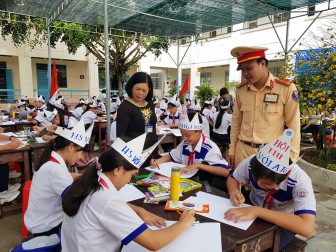 Chợ Mới: Tổ chức hội thi vẽ tranh an toàn giao thông