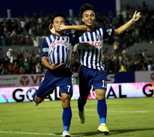 Đình Đồng đá hỏng luân lưu 11m, SLNA thua sốc Bà Rịa Vũng Tàu