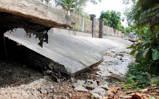 Sạt lở lại tiếp diễn