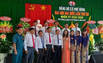 Đại hội đại biểu Đảng bộ xã Phú Hưng lần thứ XII (nhiệm kỳ 2020-2025) diễn ra thành công