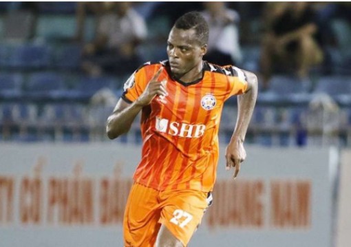 Thanh Hóa chia tay tiền đạo trưởng thành từ lò PSG, chiêu mộ Aime Gassissou