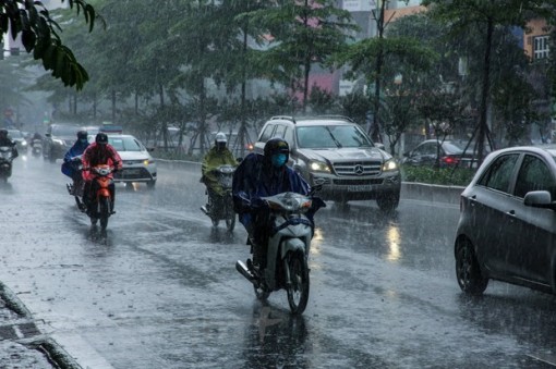 Nhiều nơi ngày nắng, miền núi phía Bắc đề phòng mưa to cục bộ