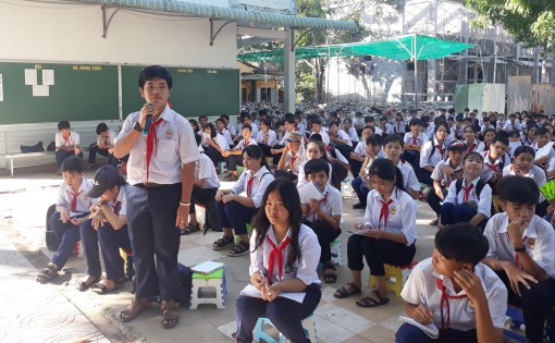 Trường THCS Vĩnh Thạnh Trung 1 định hướng văn hóa ứng xử cho học sinh