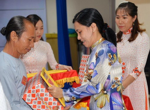 Biểu dương, khen thưởng điển hình tiên tiến, gương “Người tốt, việc tốt” xã Cần Đăng