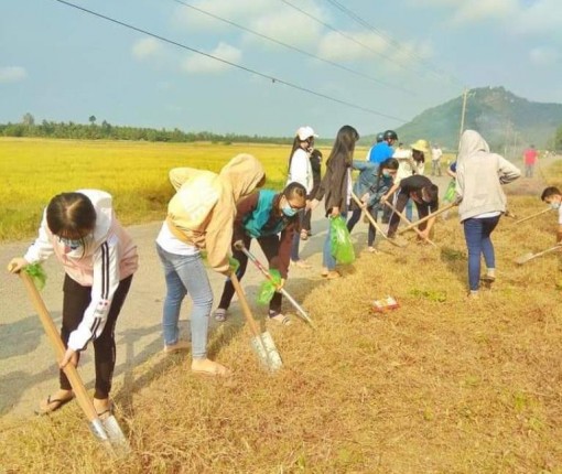 Hoạt động dân vận hướng mạnh về cơ sở