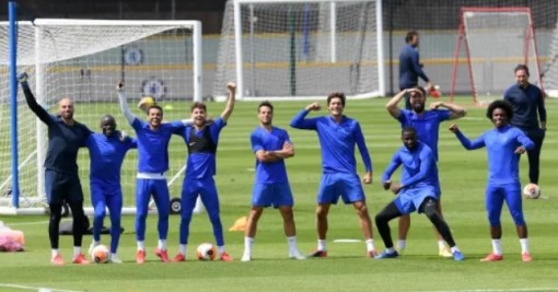 Kante trở lại tập cùng Chelsea, HLV Lampard thở phào