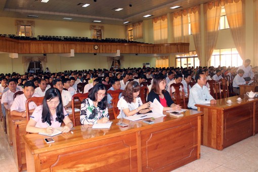 Đẩy mạnh công tác giáo dục chính trị tư tưởng