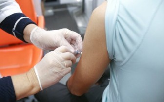 Nga sẽ đăng ký hai loại vaccine ngừa Covid-19 vào tháng tám