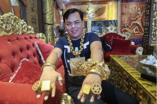 Chuẩn bị xét xử Phúc XO - đại gia 'khoe' vàng giả, tàng trữ ma túy