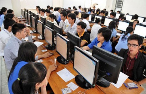 Viên chức tuyển dụng sau ngày 1-7 không được biên chế