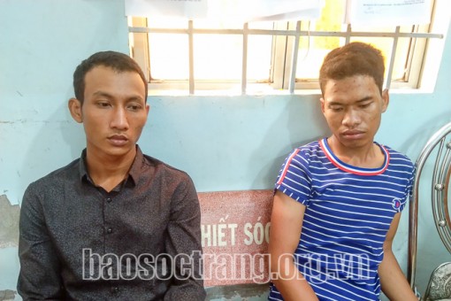 Sóc Trăng: Bắt quả tang 2 đối tượng tàng trữ trái phép chất ma túy