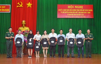 Bộ đội Biên phòng An Giang:  Sơ kết 10 năm phối hợp tuyên truyền “Vì chủ quyền an ninh biên giới” và họp mặt báo chí nhân ngày Báo chí cách mạng Việt Nam