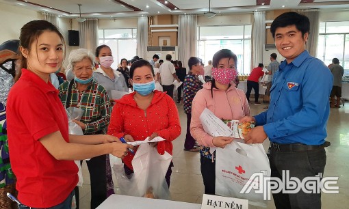 Tiền Giang tổ chức "Chợ Nhân đạo năm 2020"