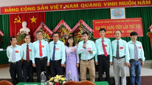 Đồng chí Lương Văn Bạ tái đắc cử Bí thư Đảng ủy Công ty Cổ phần Điện nước An Giang nhiệm kỳ 2020-2025