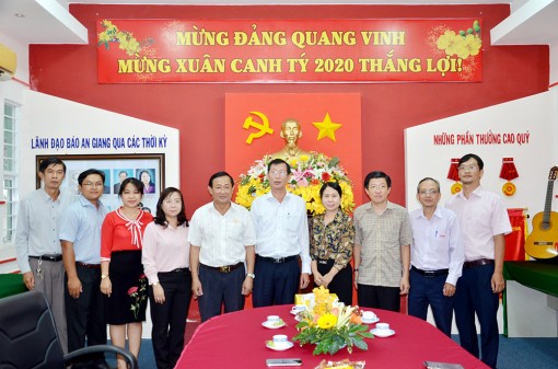 Báo chí góp phần phòng, chống dịch bệnh Covid-19 thành công