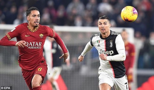 Roma đạt thỏa thuận MU chuyển nhượng Smalling