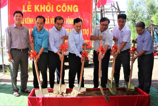 Khởi công xây dựng cầu Kênh 10 chào mừng Đại hội Đảng bộ TP. Châu Đốc