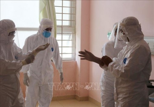 Việt Nam chỉ còn 15 ca dương tính với virus SARS-CoV-2