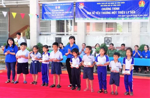 Khánh thành khu vui chơi chào mừng Đại hội Đảng bộ TP. Châu Đốc