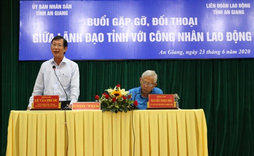Đối thoại với công nhân lao động