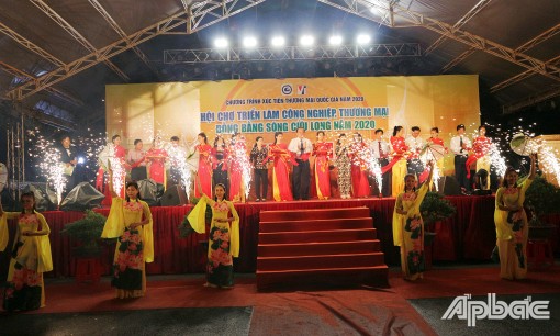 Khai mạc Hội chợ Triển lãm Công nghiệp, Thương mại Đồng bằng sông Cửu Long