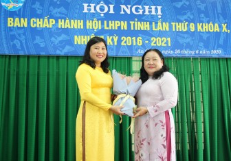 Đồng chí Lê Bích Phượng được bầu giữ chức Chủ tịch Hội Liên hiệp Phụ nữ tỉnh An Giang nhiệm kỳ 2016-2021
