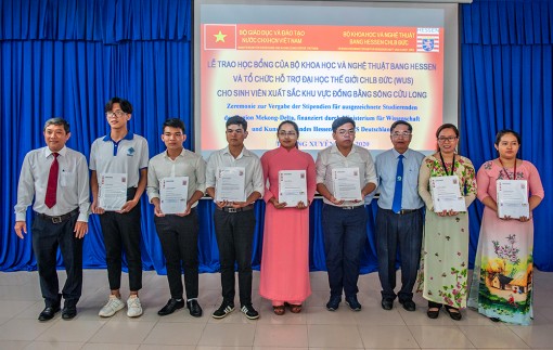 Trao học bổng của Bộ Khoa học và Nghệ thuật bang Hessen và Tổ chức Hỗ trợ Đại học thế giới CHLB Đức (WUS) năm học 2019- 2020