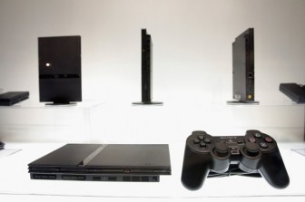 PlayStation 2 có thể chơi game homebrew bằng trình phát DVD