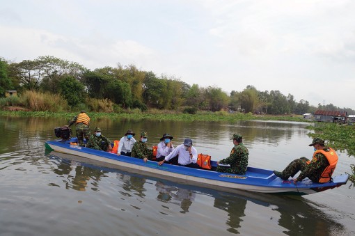 Tập trung phòng, chống buôn lậu trên tuyến biên giới