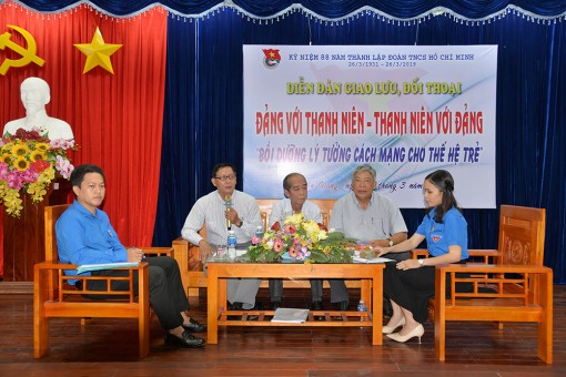 Vai trò của đoàn viên, thanh niên trong đấu tranh bảo vệ nền tảng tư tưởng của Đảng