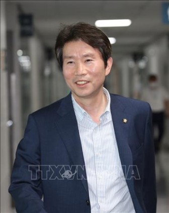 Tân Bộ trưởng Thống nhất Hàn Quốc nhấn mạnh chủ trương đối thoại với Triều Tiên